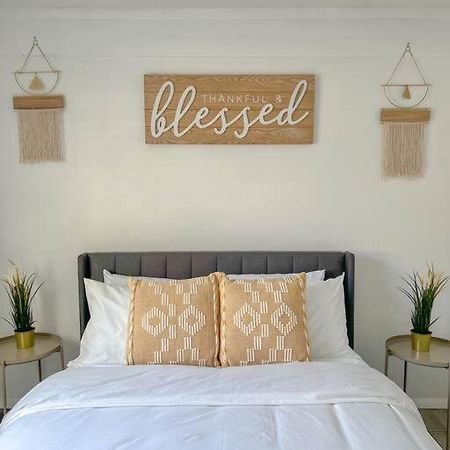 Sparkling Guest Home 2 Bedroom-15 Minutes To Clearwater Beach Exteriör bild